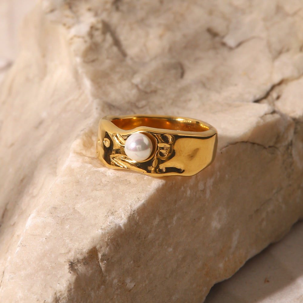 Luna Crest Pearl Ring