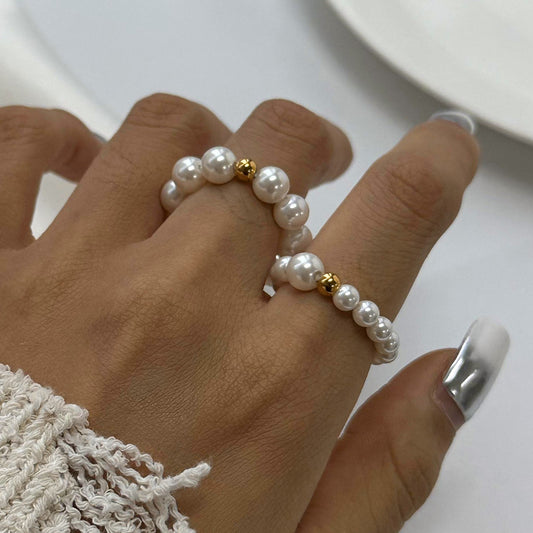 Pearl Poise Ring Duo